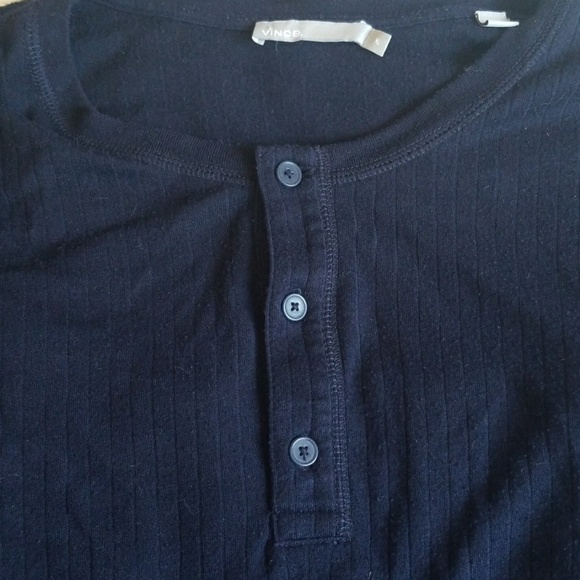 Vince man long sleeves. - Picture 5 of 6